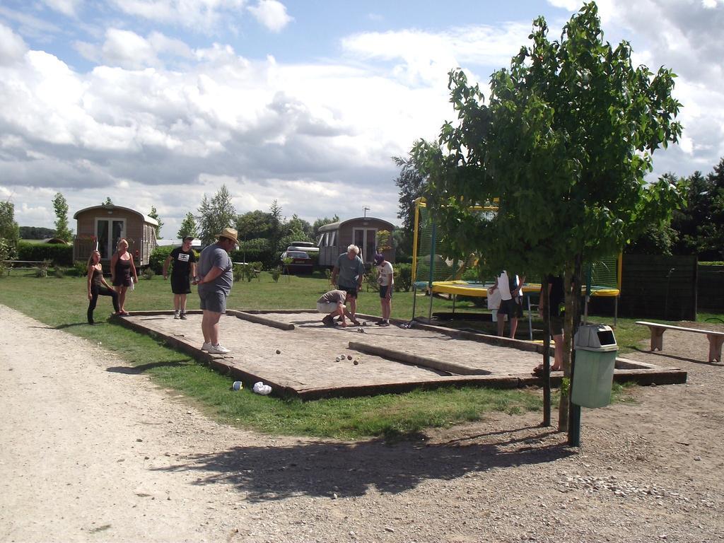 Camping De La Mottelette Forest-Montiers 외부 사진